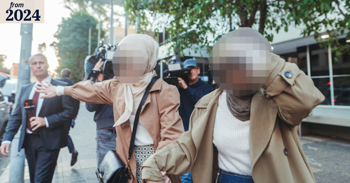 Teen terror suspects had Islamic State beheading and bomb-making videos, court told