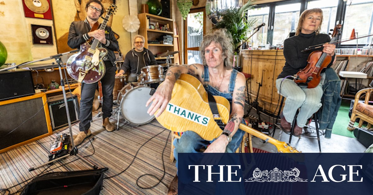 Tim Rogers & the Twin Set return after 23 years, which new single Been So Good, Been So Far - Vimarsana News