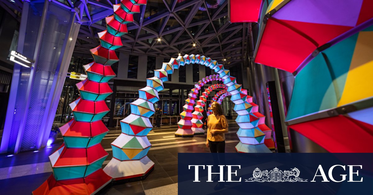 Rialto Aglow Winter Lights Festival lights the way for office workers - Vimarsana News