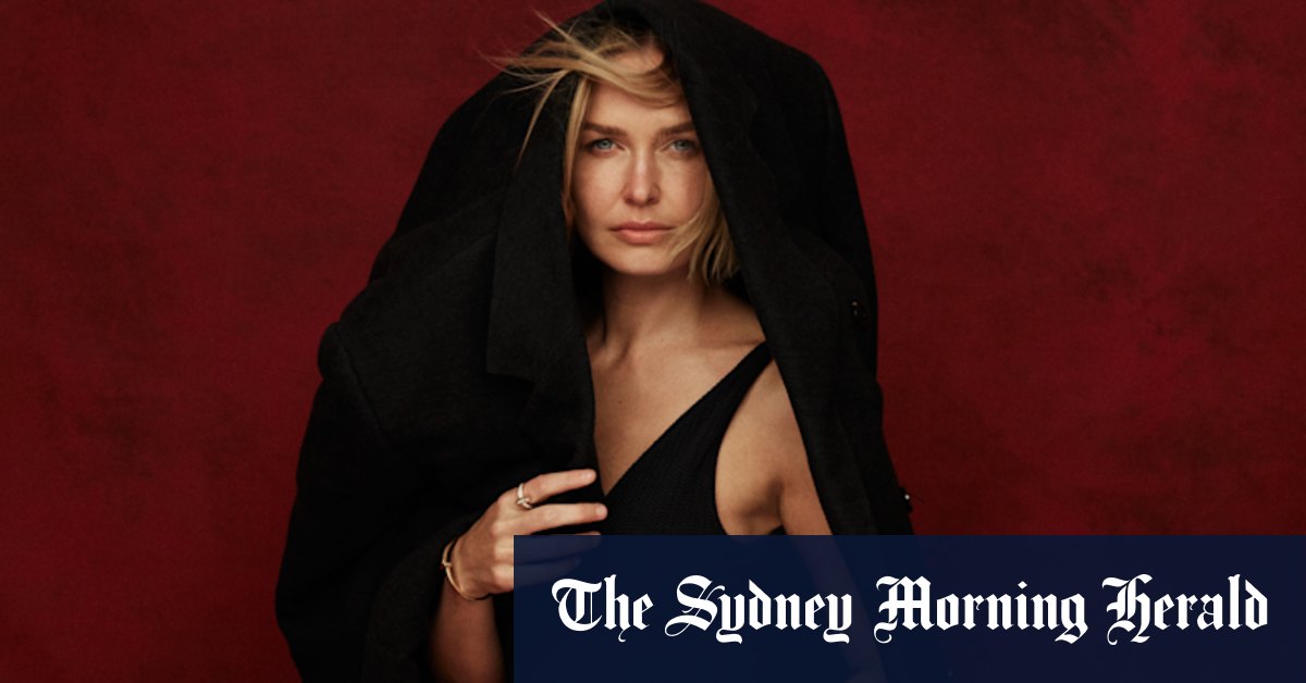 Lara Worthington on parenting and moving back to Australia - Vimarsana News