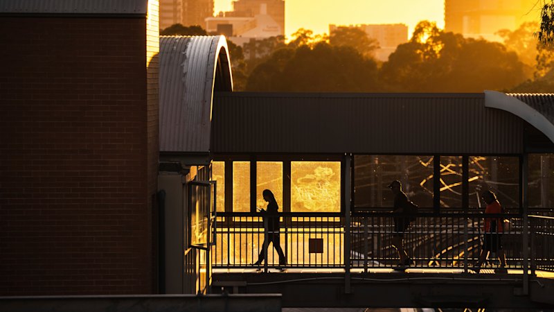 Sydney’s run of 40-degree days kicks off as heat threatens hospitals