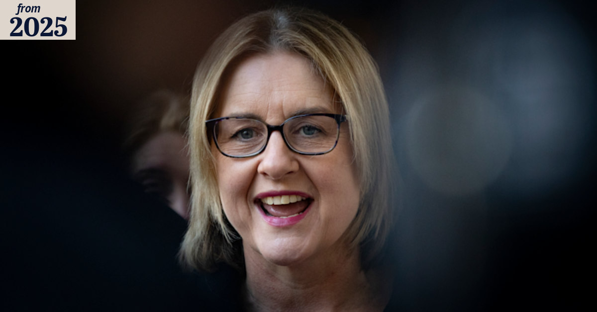 Victorian government seeks to draft public servants into work-from-home ...