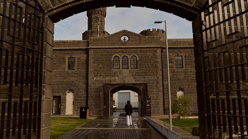 ‘I hate the joint’: Former inmates return to the jail that changed their lives