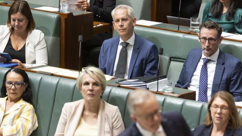 As it happened: Labor plans new immigration defence; TikTok faces new calls for ban