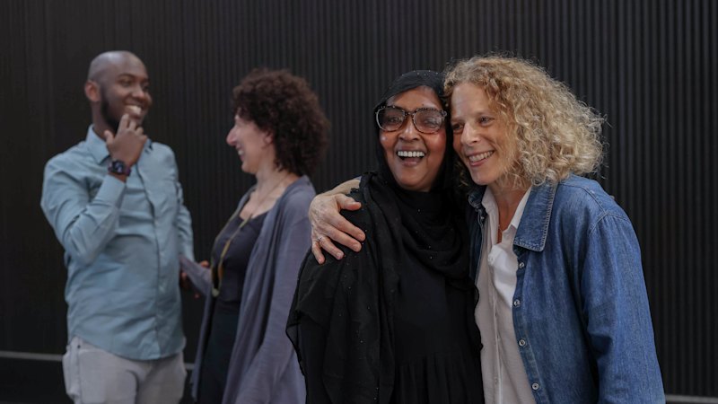 ‘We are one family’: Jewish friends help Muslim refugees call Australia home