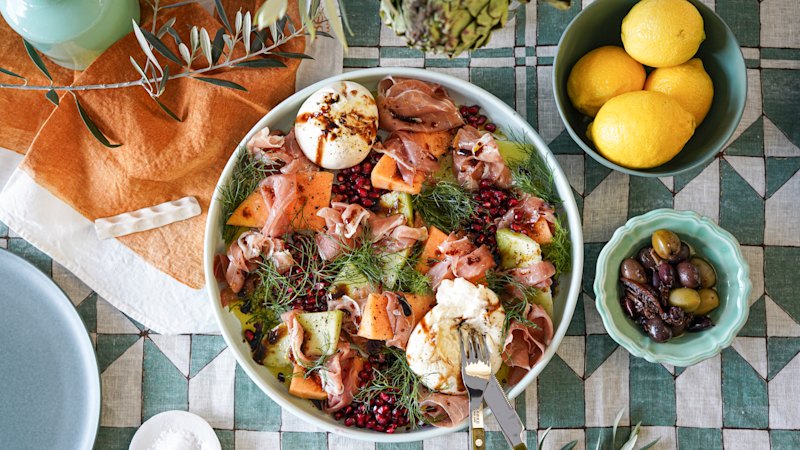 Why confidence is key for relaxed, low-key entertaining (and eight simple hosting rules)