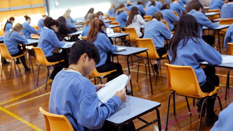 AI poses ‘urgent threat’ to student learning and the HSC