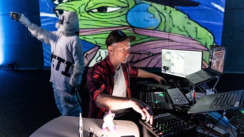 Mark Haslam brings internet-themed installation FAKE to Carriageworks for Festival of Dangerous Ideas