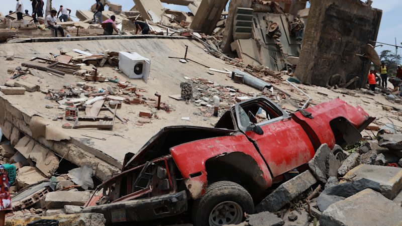 Venezuela quake death toll passes 200, with hundreds still trapped and thousands missing