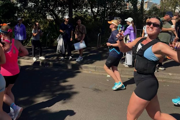 Siena Hocking running the 2026 Sydney Marathon