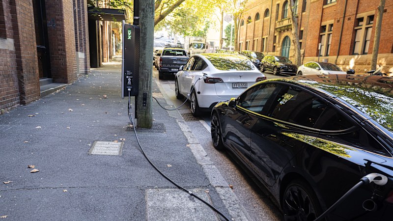 Fast rollout of EV chargers stuck in the slow lane