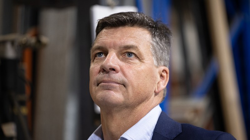 Labor's ‘big government' hammering living standards, says Taylor