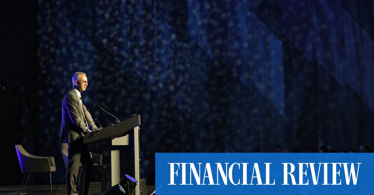 Banks put on a ‘war footing’ by RBA and APRA over geopolitical risk
