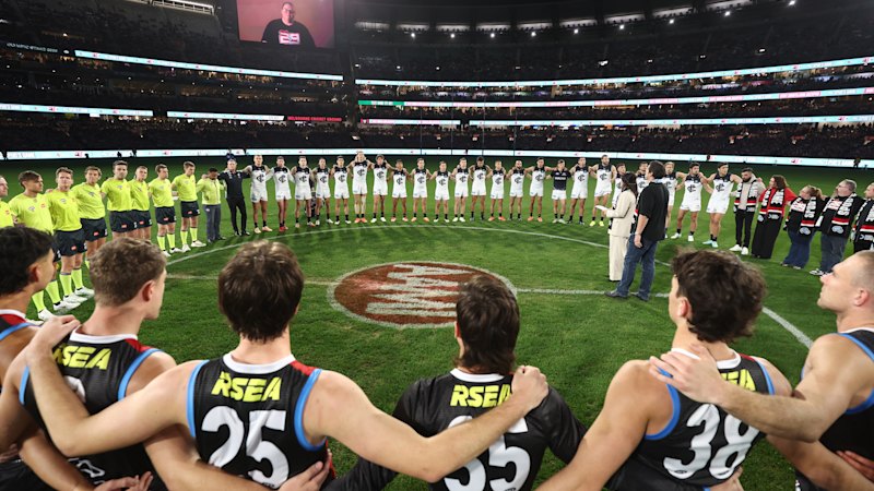 Eagles pay tribute to Adam Selwood as proposal floated for AFL mental health round