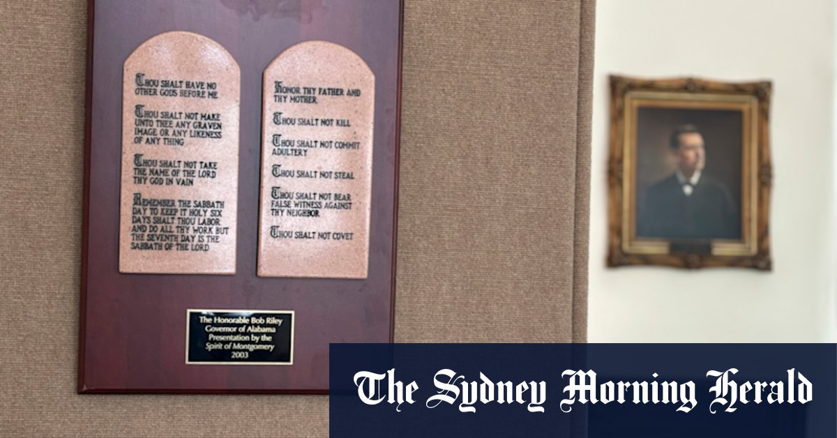 Louisiana passes laws requiring Ten Commandments on walls of schools