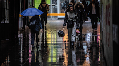 Melburnians are being warned to brace for storms on Sunday morning.