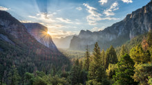 Tunnel View offers one of the most iconic vistas in the Yosemite National Park.