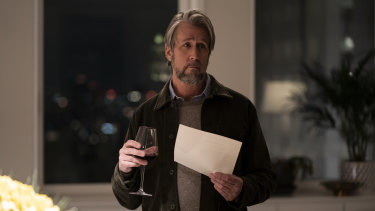 Connor (Alan Ruck) refuses to co-sign Shiv’s letter taking down Kendall (Jeremy Strong).