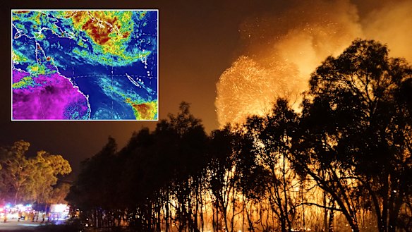 Cyclone could form as Queensland fires set to burn through weekend