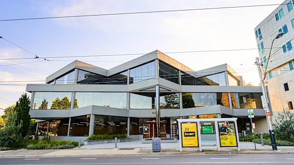 1601 Malvern Road, Glen Iris.