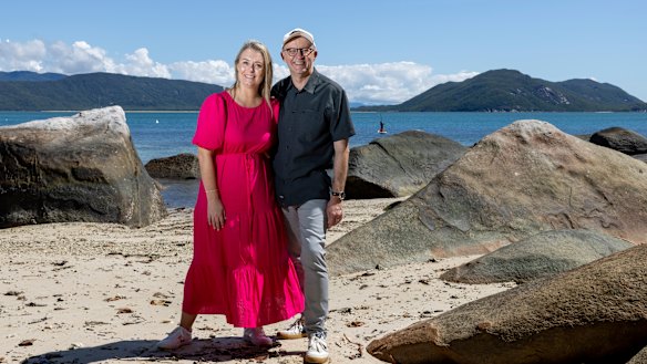 Opposition Leader Anthony Albanese and his partner Jodie Haydon campaigning on Fitzroy Island, Queensland on Friday.