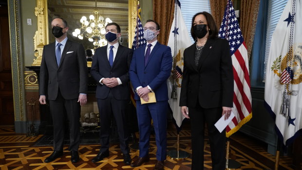 A photo of Kamala Harris, Pete Buttigieg and their husbands speaks to the shattering of stereotypes in Washington.