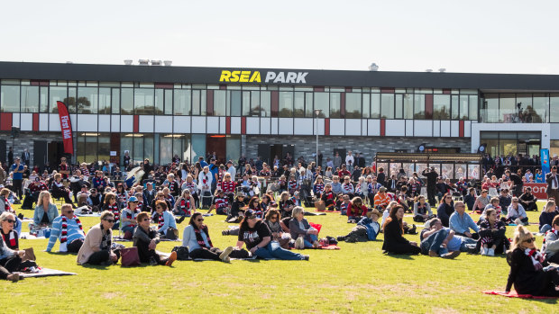 Fans at Moorabbin oval for Danny Frawley's funeral.