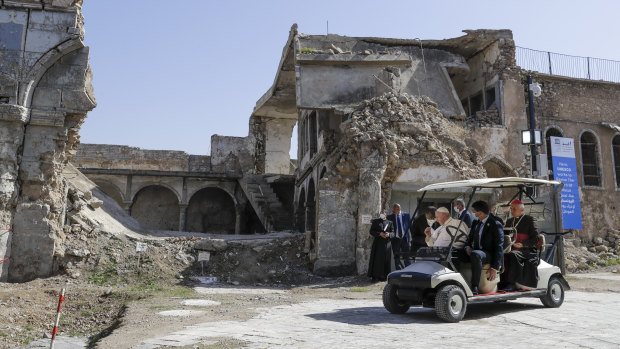 Pope Francis arrives in Mosul on Sunday.