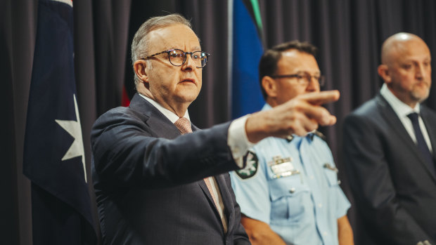 Prime Minister Anthony Albanese with head of ASIO Mike Burgess and AFP commissioner Reece Kershaw.