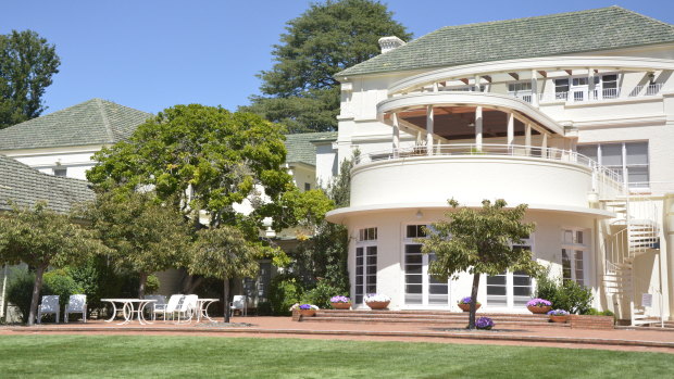 Regular open days at Government House enable the general public to explore its expansive grounds.