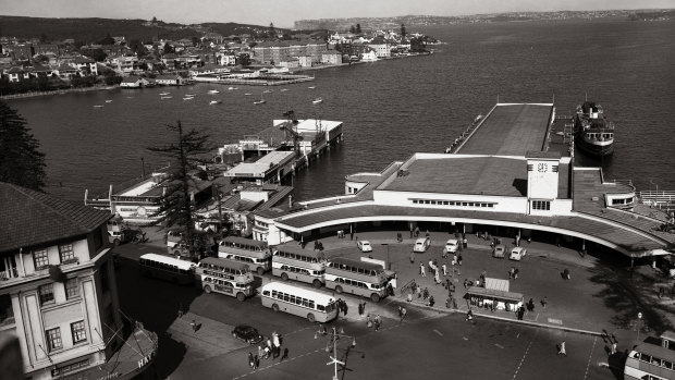 Manly ferry and bus terminal circa 1960, by Frank Hurley.