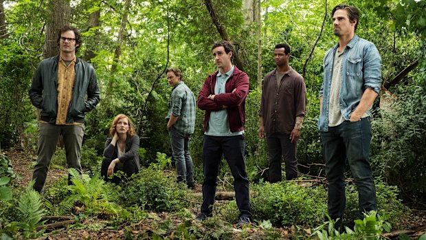 Richie Tozier (Bill Hader ),  Beverly Marsh (Jessica Chastain), Bill Denbrough (James McAvoy), Eddie Kaspbrak (James Ransone), Mike Hanlon (Isiah Mustafa ) and Ben Hascomb (Jay Ryan) revisit childhood trauma in It: Chapter Two