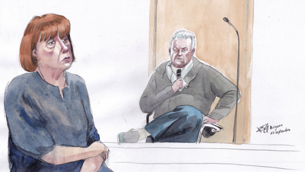Gisèle Pelicot, à gauche, et son ex-mari Dominique Pelicot, à droite, lors de son procès pour viol, au palais de justice d'Avignon, dans le sud de la France.
