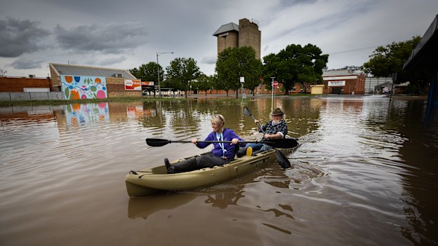 Flooding in Mooroopna in 2022.