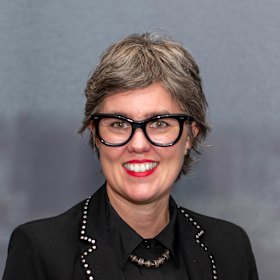 Anita Challen, Vice-Comissária da ATO.