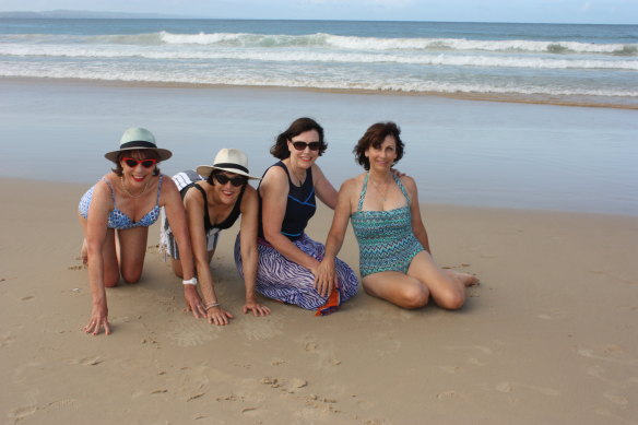 Recreating the past: Lette at the beach with her sisters in 2021. 