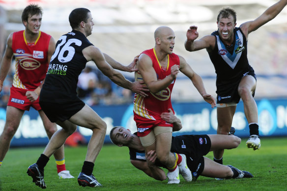 Gary Ablett in action against the Power.