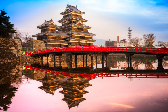 Matsumoto Castle, also known as Crow Castle because of its mostly black exterior, was built in the early 16th century.
