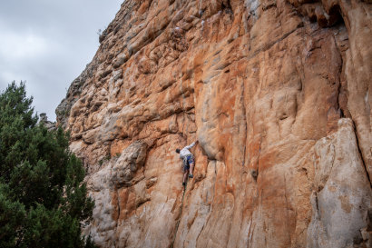 Mount Arapiles-Tooan State Park (Dyurrite) is a world-famous rock climbing site and sacred area for the Wotjobaluk people.