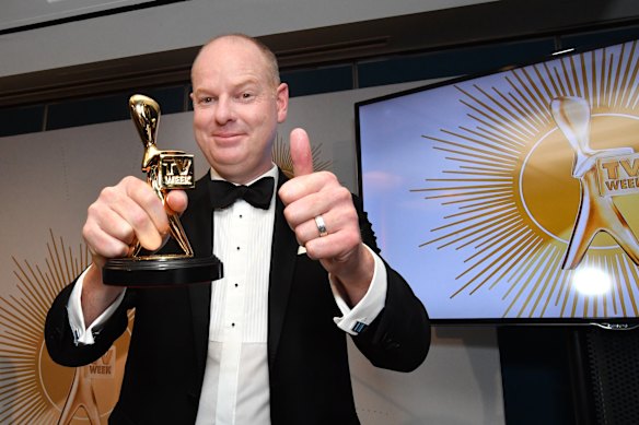 Tom Gleeson with his 2019 Gold Logie.