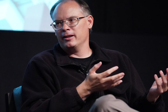 Epic chief Tim Sweeney says “gatekeepers” are strangling the industry.