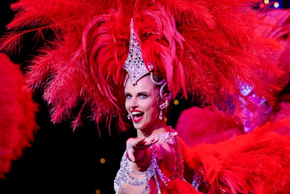 Savage on stage at Moulin Rouge. 