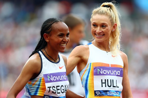 Jess Hull (right) congratulates Gudaf Tsegay after their race.