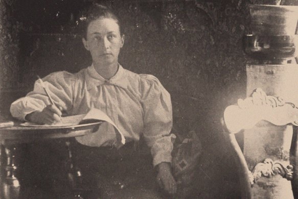 Hilma af Klint , photographed circa 1890, was guided by seances with four female friends from art school.