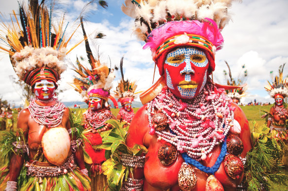 A traditional PNG coastal tribe perform at the Mount Hagen Show.