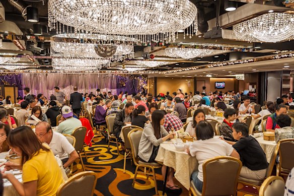 Local dim sum restaurants can be overwhelming for tourists.