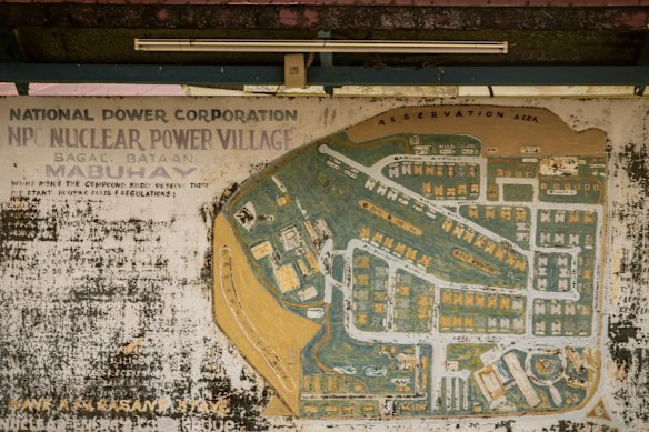 The Philippine government built a village to house the families of managers and engineers who would have run the facility.