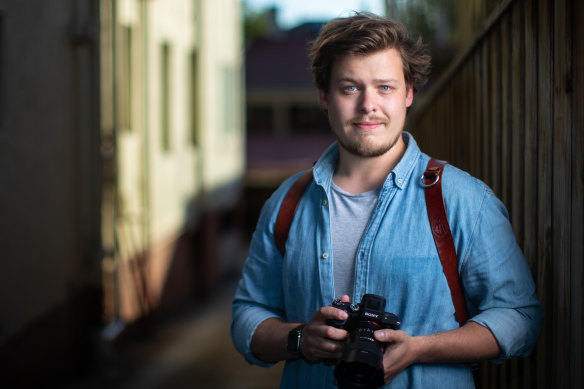 Wedding photographer Kyle Pasalskyj is one of many Victorians whose JobKeeper payments were cut this week. 