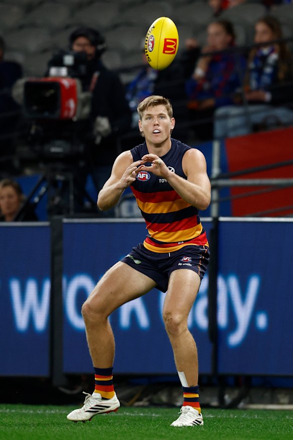 The Kangaroos are keen on contracted Crow Nick Murray.