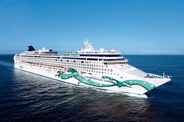 Aerial Norwegian Jewel Norwegian Jewel - Norwegian Cruise Line